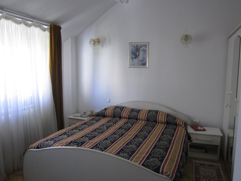 Pensiunea Helvetia Bucarest Chambre photo