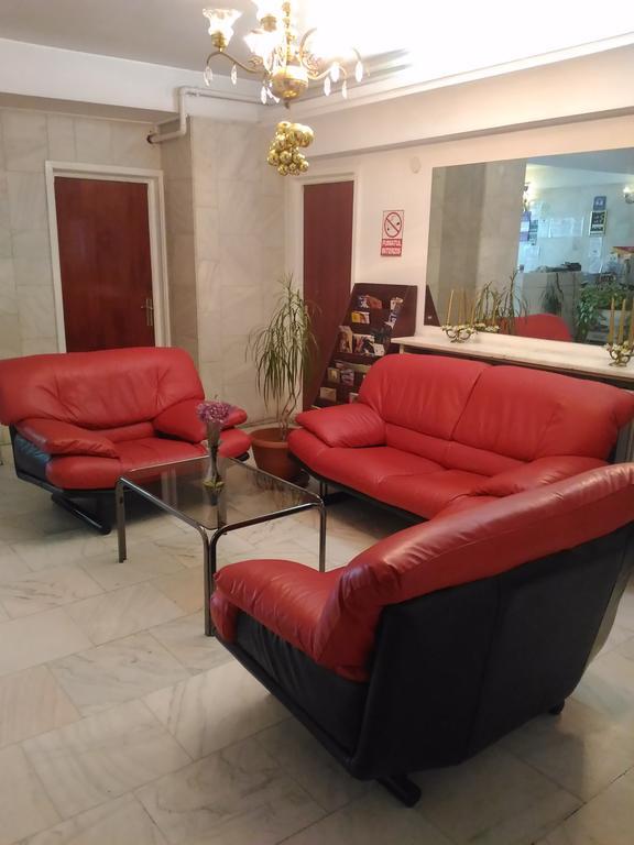 Pensiunea Helvetia Bucarest Extérieur photo